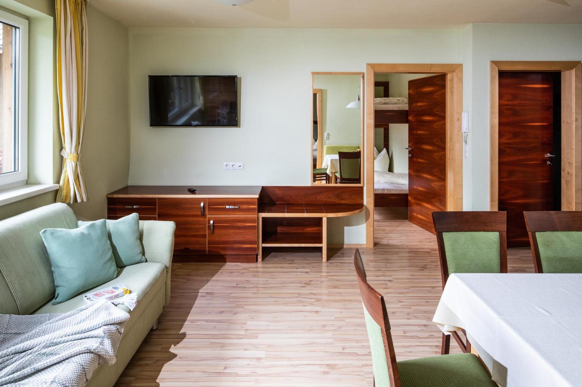 Apparthaus & Chalets Hofer เซลล์ อัม ซิลลา ภายนอก รูปภาพ